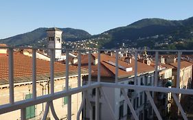 A' La Gare 6